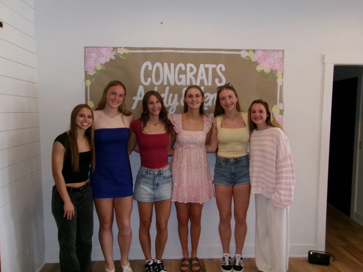 Gretna08ECNL's tweet image. Grad season. 🎓⚽️🔥
#WeAreRelentless #BeElite @GEA_ECNL