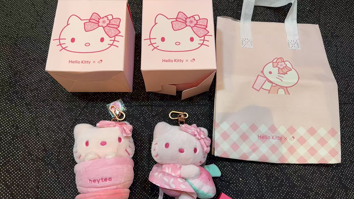 喜茶×ハローキティ ぬいぐるみ 追加の、きた #ハローキティ