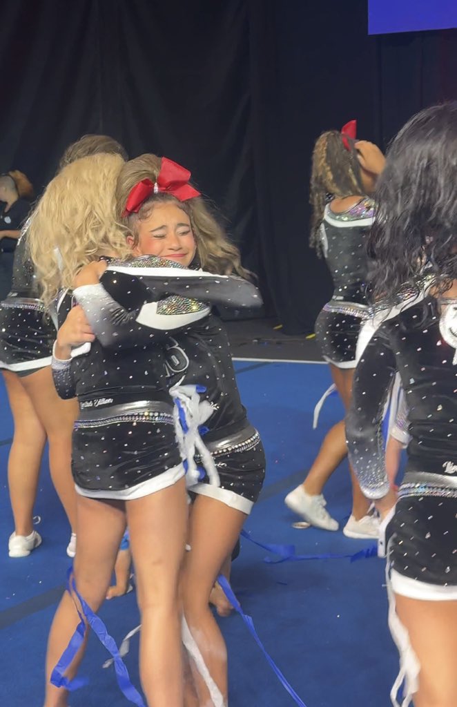 Nothing beats this!!!!!!!! Cat 6 are your summit champs 💪🏽 🥹❤️