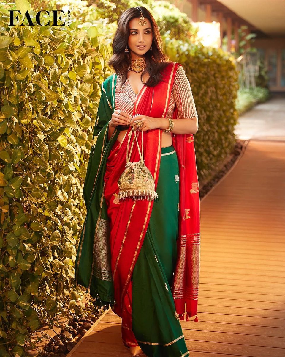 Meenakshi Chaudhary tweet media