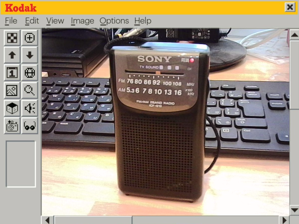 Aichi_YM718's tweet image. 今日はICF-S12でFM補完放送を
#Kodak
#Charmera