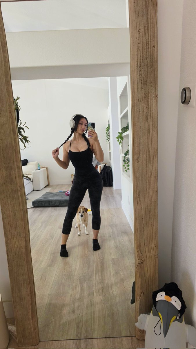 Caileylonnie tweet media
