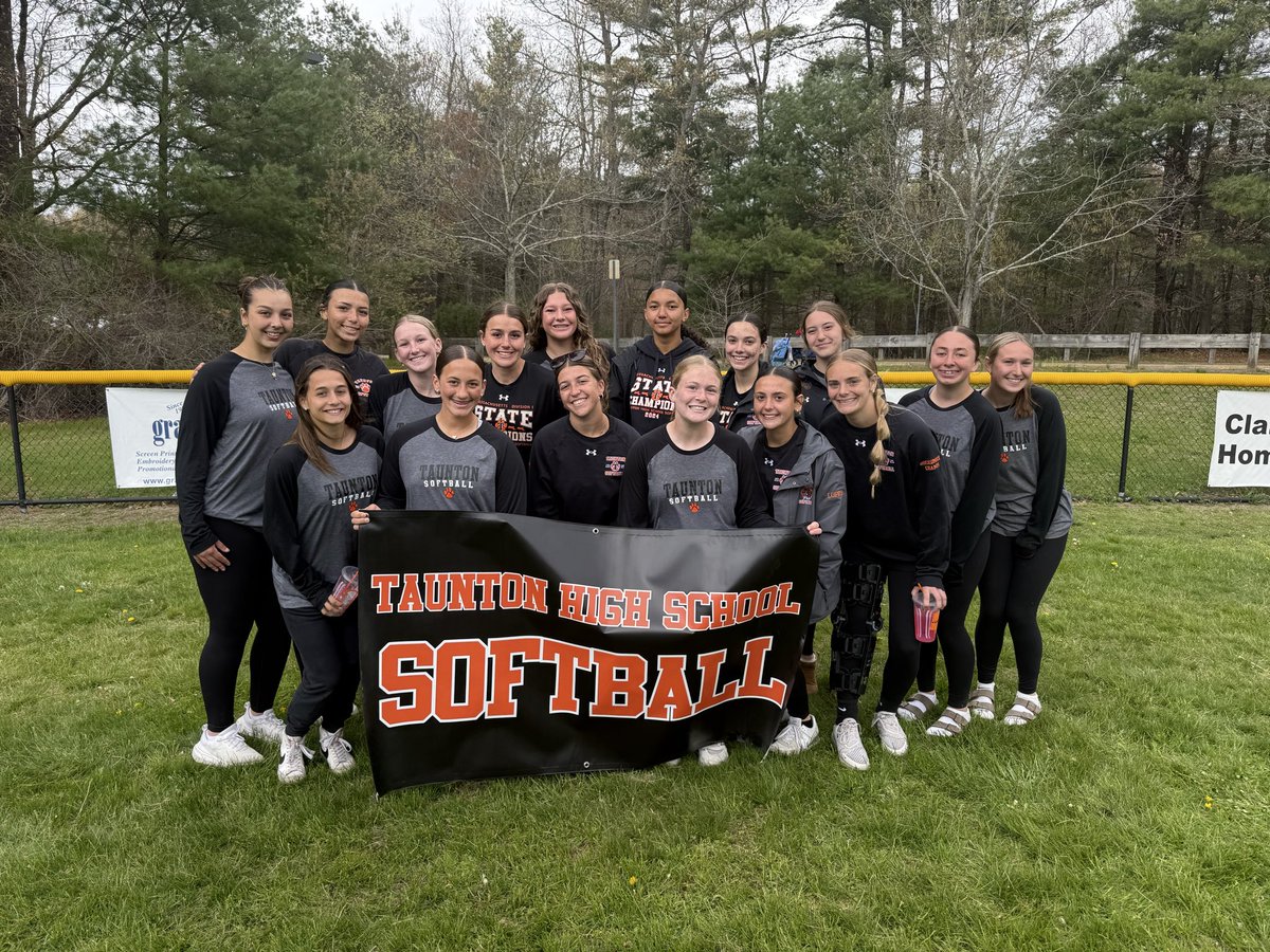 THS_Softball tweet media