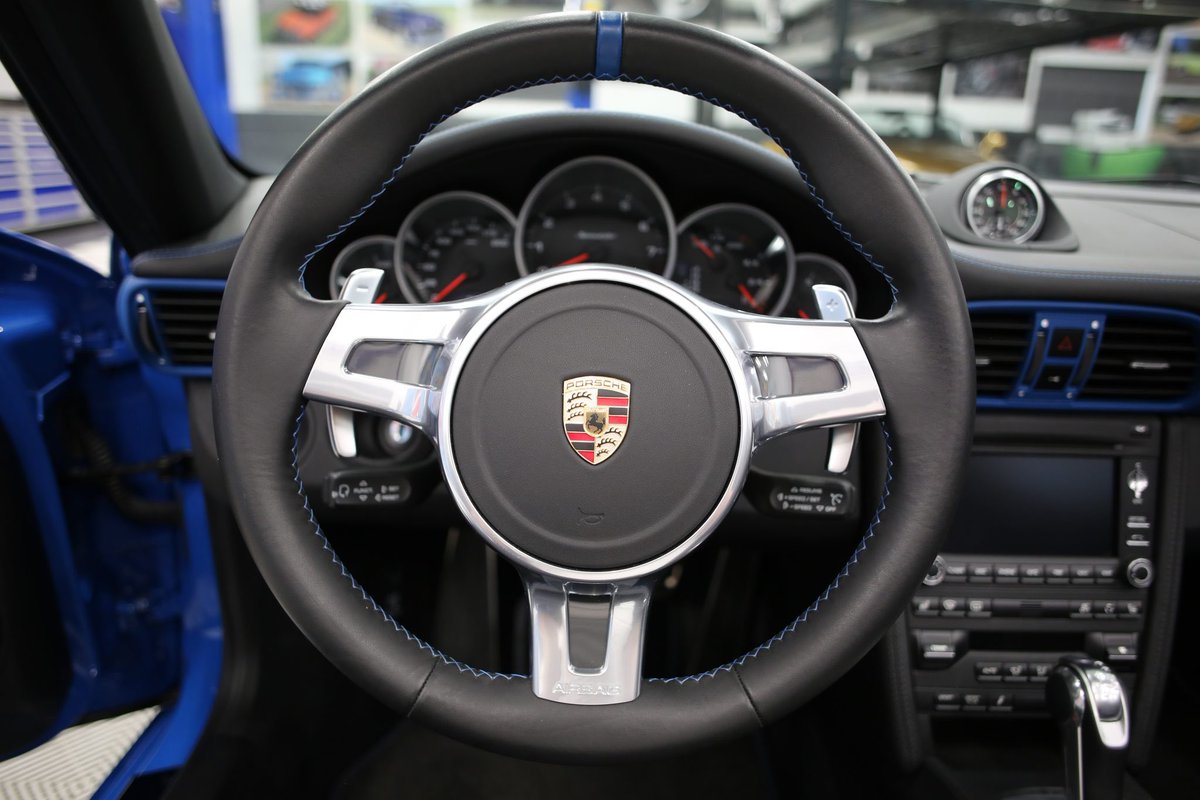 All_The_Cars_12's tweet image. 2011 Porsche 911 Speedster
#porsche #porsche911 #911speedster #porschespeedster
Naturally-Aspirated 3.8L F6 - 408HP • 310 lb-ft