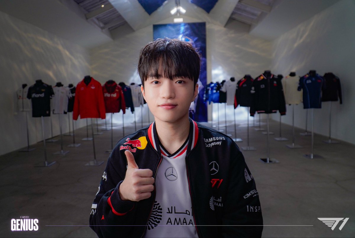 T1 LoL tweet media