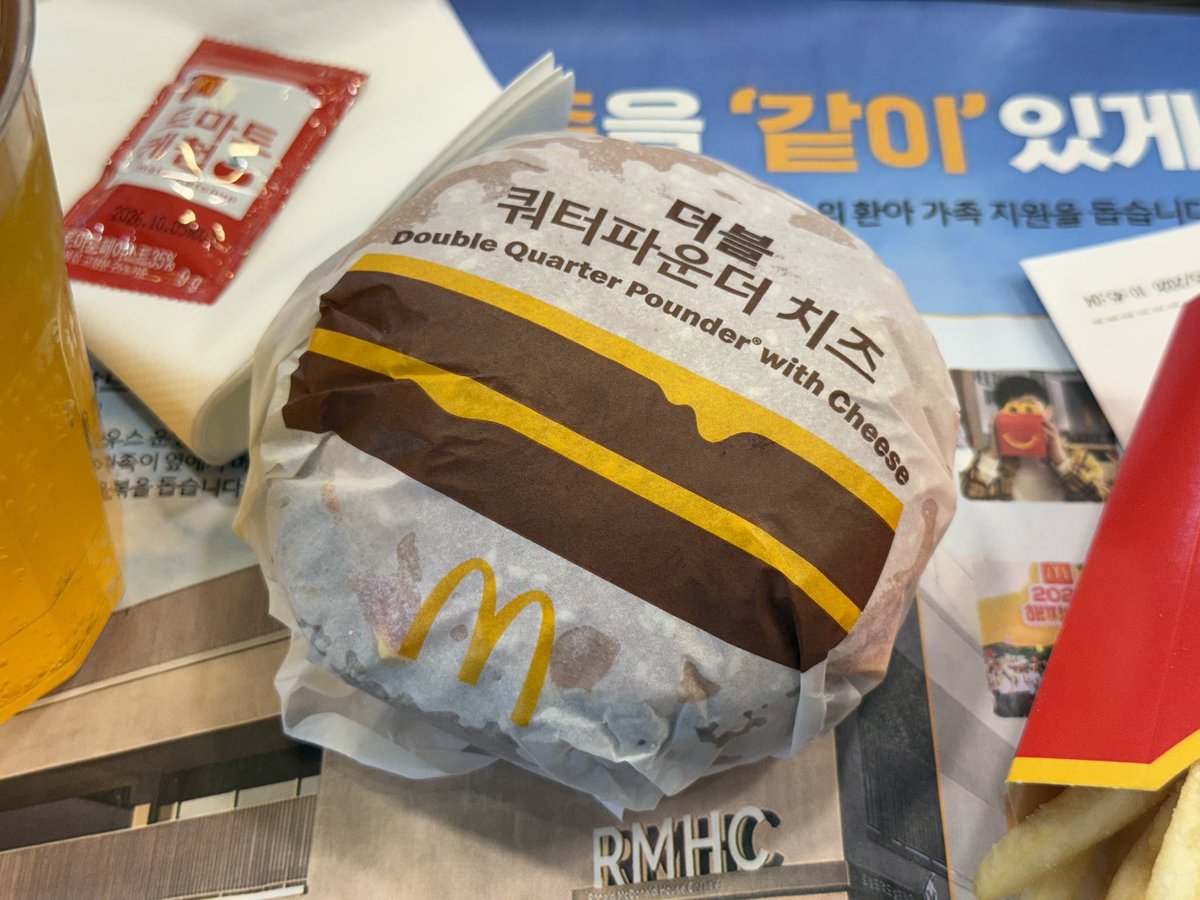 ポテト150個の聖地であるマクドナルド釜山大2号店へ クォーター