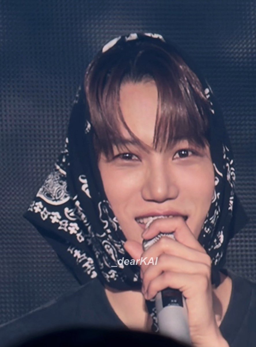 끼적 tweet media