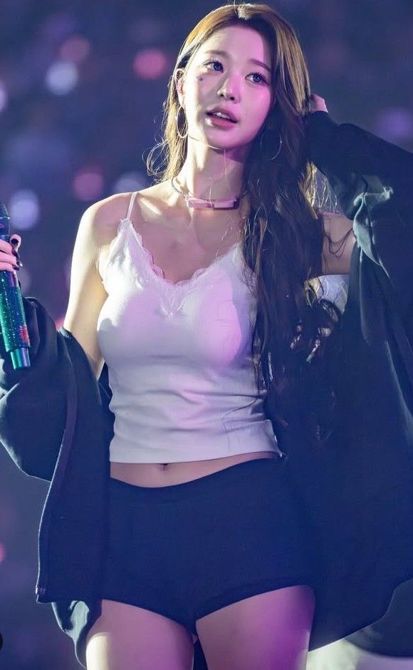 kpop pics💕 tweet media