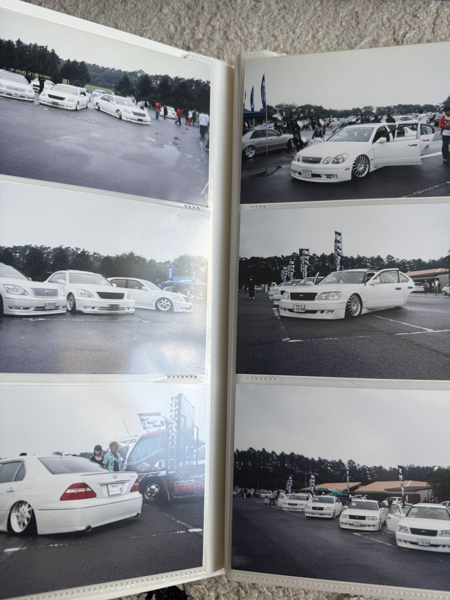 俺が車に興味もクソも無いときに
親が撮った写真出てきた😂
十何年前のどこかのイベントだろうな

当時のオーナーさんいないかな？？