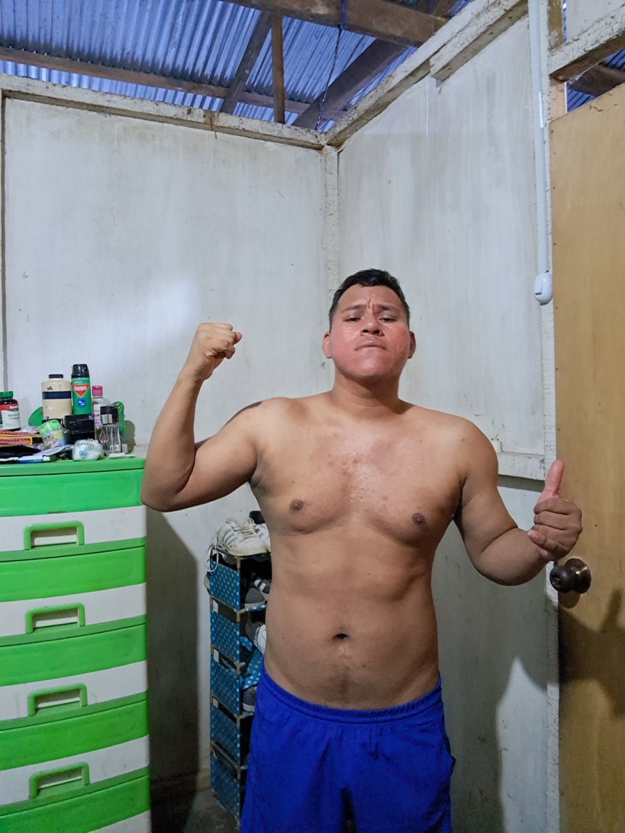 Adrián Manuyama tweet media