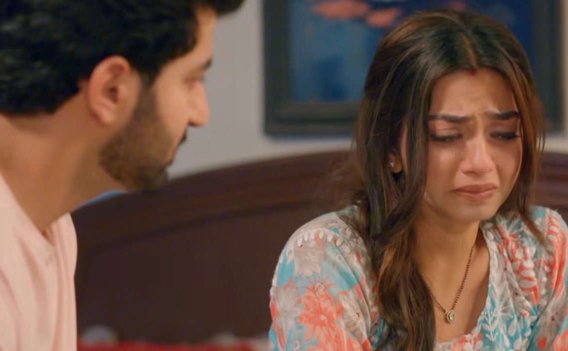 It hurts him seeing her in pain. 🥺😭 She vent all her pain in front on him and he just listen. He knows in this moment she just wants to be heard. 🤌🏻✨ 

#Rajdheer #MahadevAndSons #GarvitaSadhwani #AasimKhan
