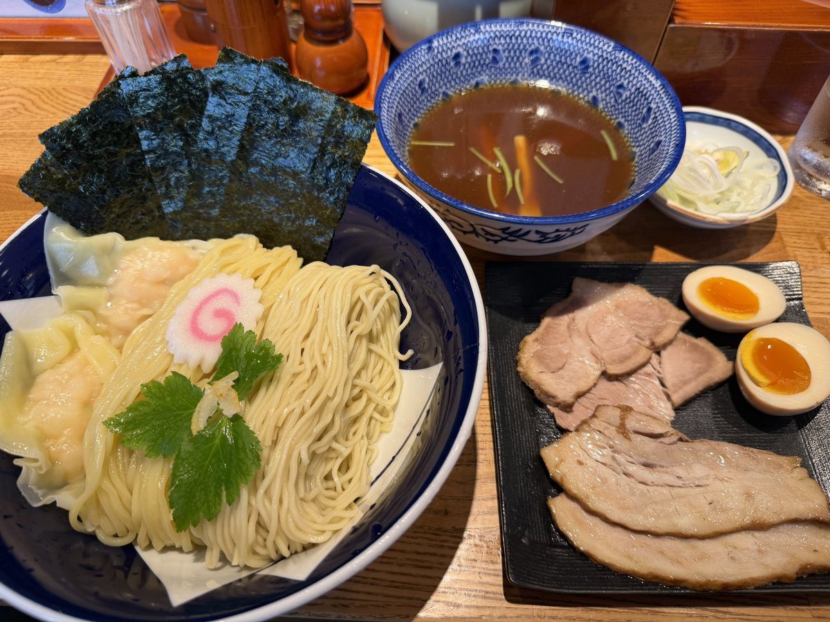 ごっちょ tweet media