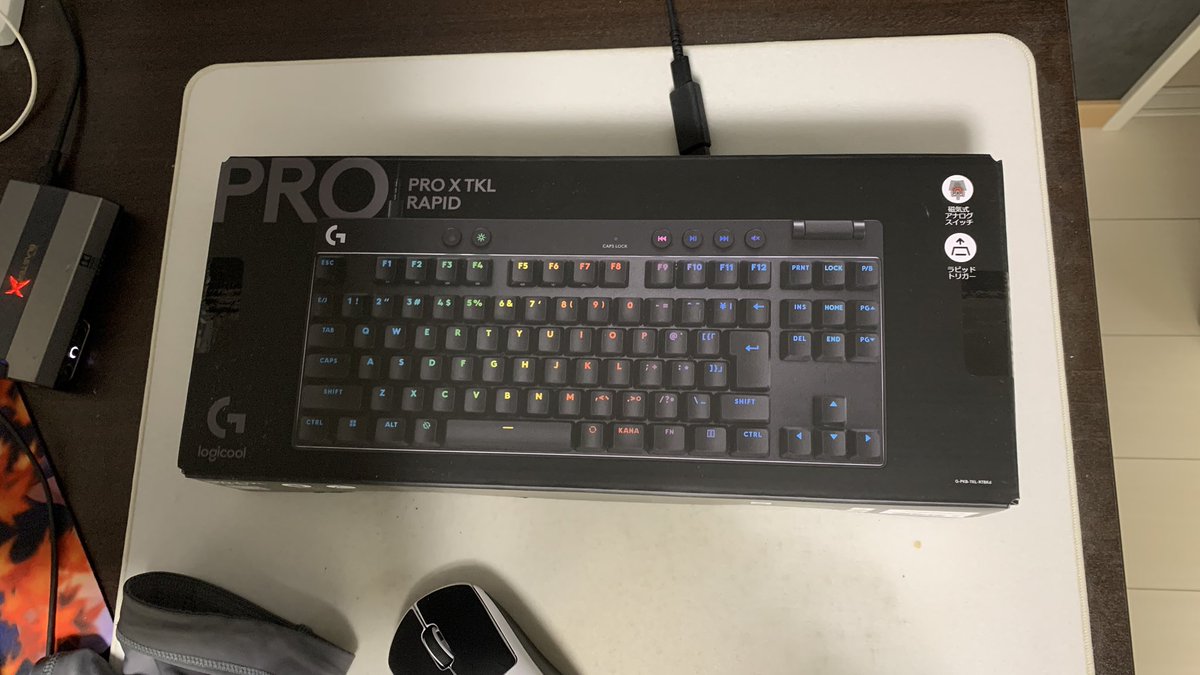 :Pet9 tweet media