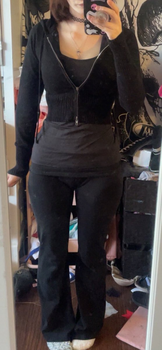 EllieNo9's tweet image. I lied to yall I changed da fit !!! I look smaller in this one I think #fitcheck #edtwt #ed