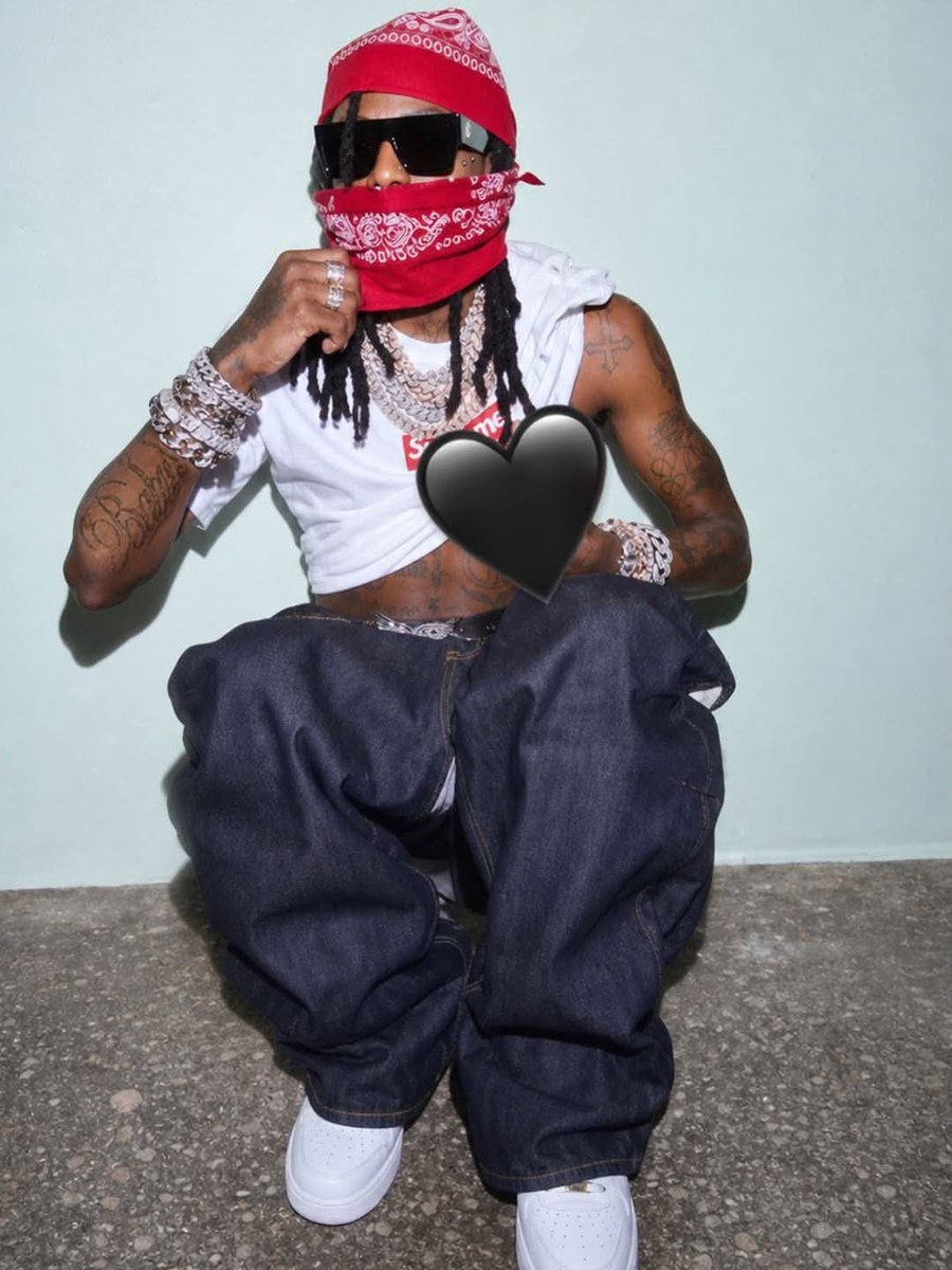 STRAPPED! tweet media