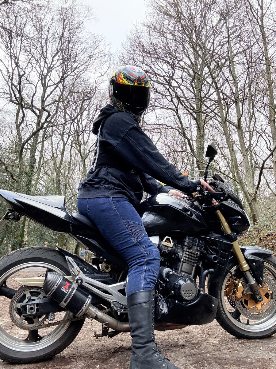persephone97x's tweet photo. • 28
• history nerd 
• motorbike rider 
• submissive 
• 420 friendly 
• looking to make some new friends - add for moots https://t.co/3O1lX922oh