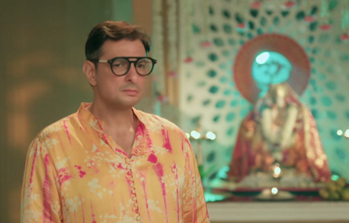 tanu3344's tweet photo. #Mannat #RoTu
The problem with these two is - neither is objective enough to really give their children the best advice possible. 😵
Ronnie is still bitter about Vikrant and the way he leans towards Dhairya is questionable. Neetu has resentment for Dhairya with alt. motives. 🤧 https://t.co/kja3DQhndH