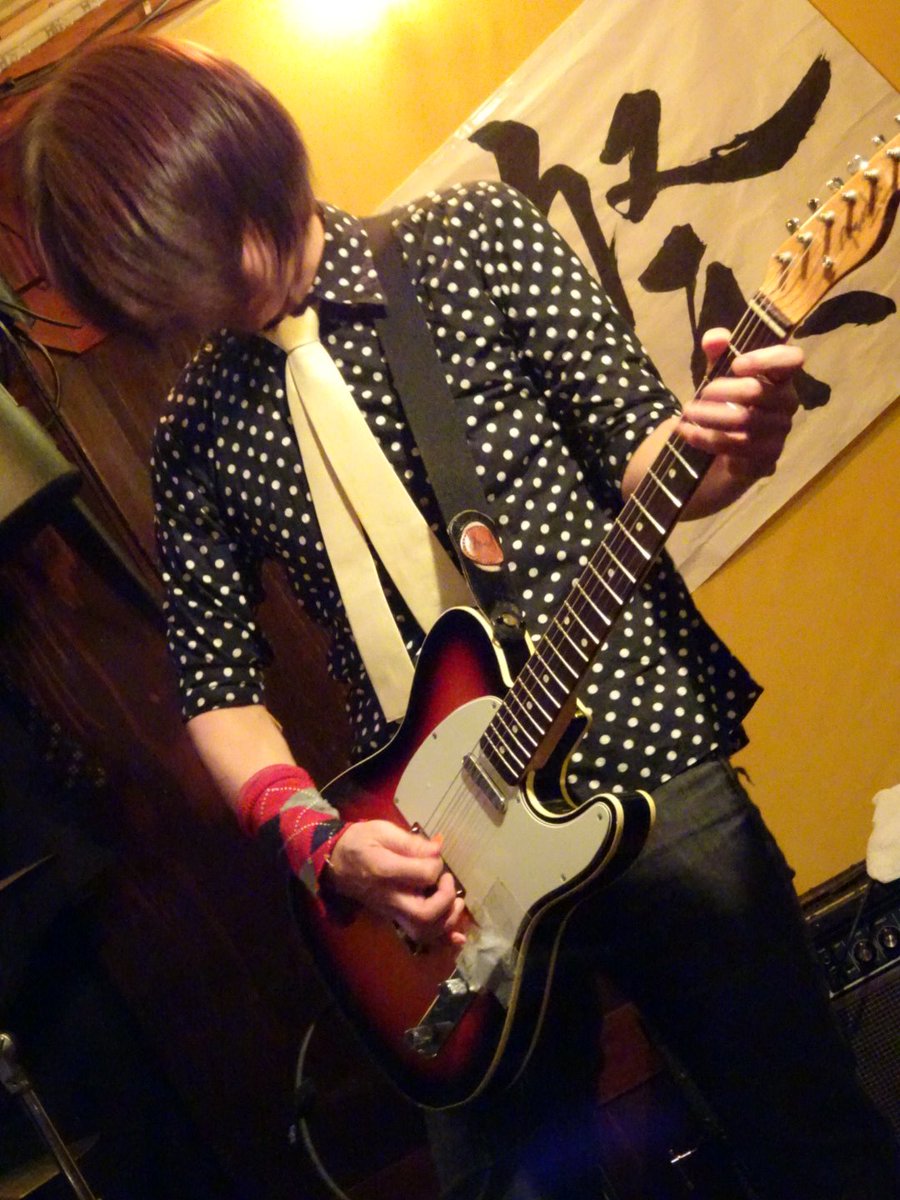 kimkim_4003's tweet photo. 2026-5-3 越ヶ谷 音楽茶屋ごりごりハウス
SoberBrown
だいぶご無沙汰になっちゃいましたね。
今回のDr.はイケソ！！
久しぶりに観たケドやっぱカッコイイな！！
初めて聴いた曲もメチャカッコ良かった！！
イケソのドラムソロ辺り貼っとくョ！！ https://t.co/q3tCOweyHr