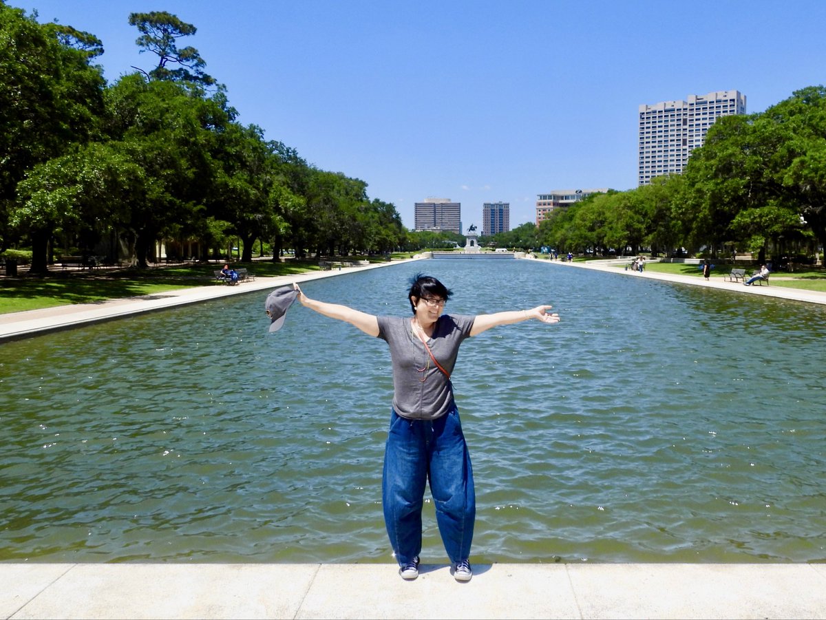 fumikochino's tweet photo. Walking in Hermann Park and biking in Buffalo Bayou Park on a beautiful spring weekend. #weekendsinHouston https://t.co/KvBXFVGr9N