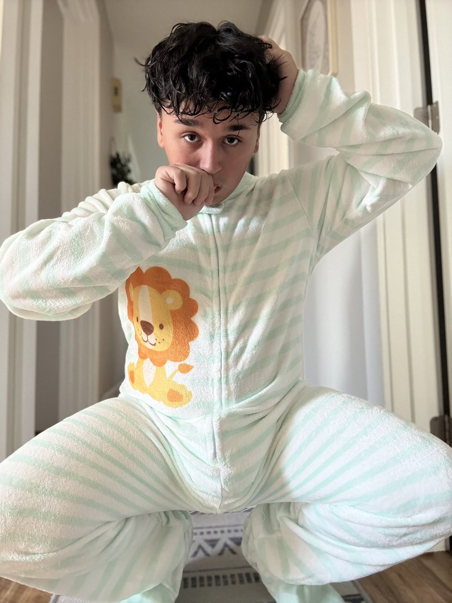 Little.Lucas tweet media