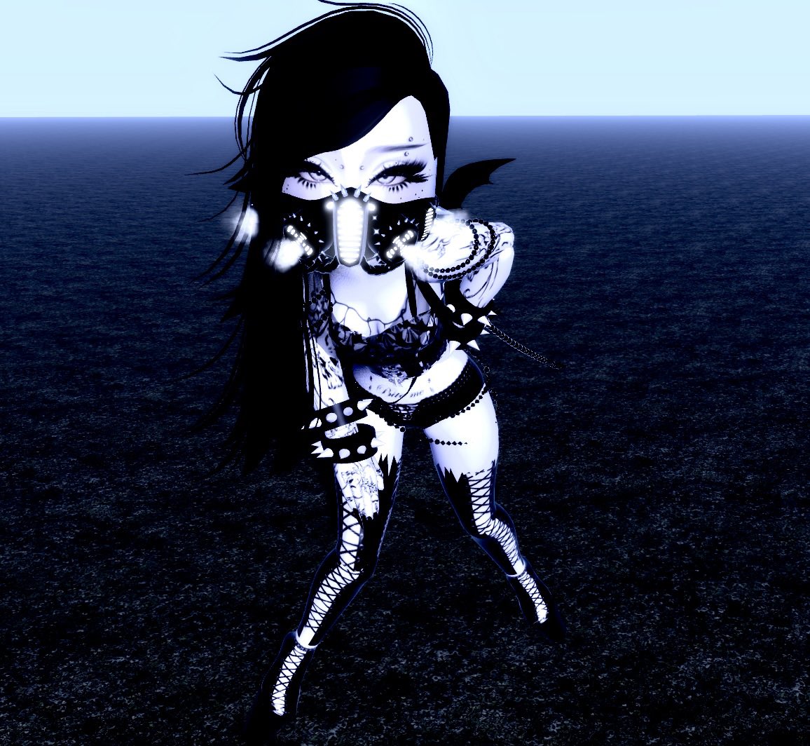 MadVixin's tweet photo. Cypher-ish goth core fit in Royale high 

・゜゜          .     . *     *✧･ﾟ:*
・                  ✧･ﾟ:                     
⛧°。 ⋆༺♱༻⋆。 °⛧
#royalehigh #roblox #royalehighroblox #royalehighschool #royalehighoutfits https://t.co/TAFFab9tlP
