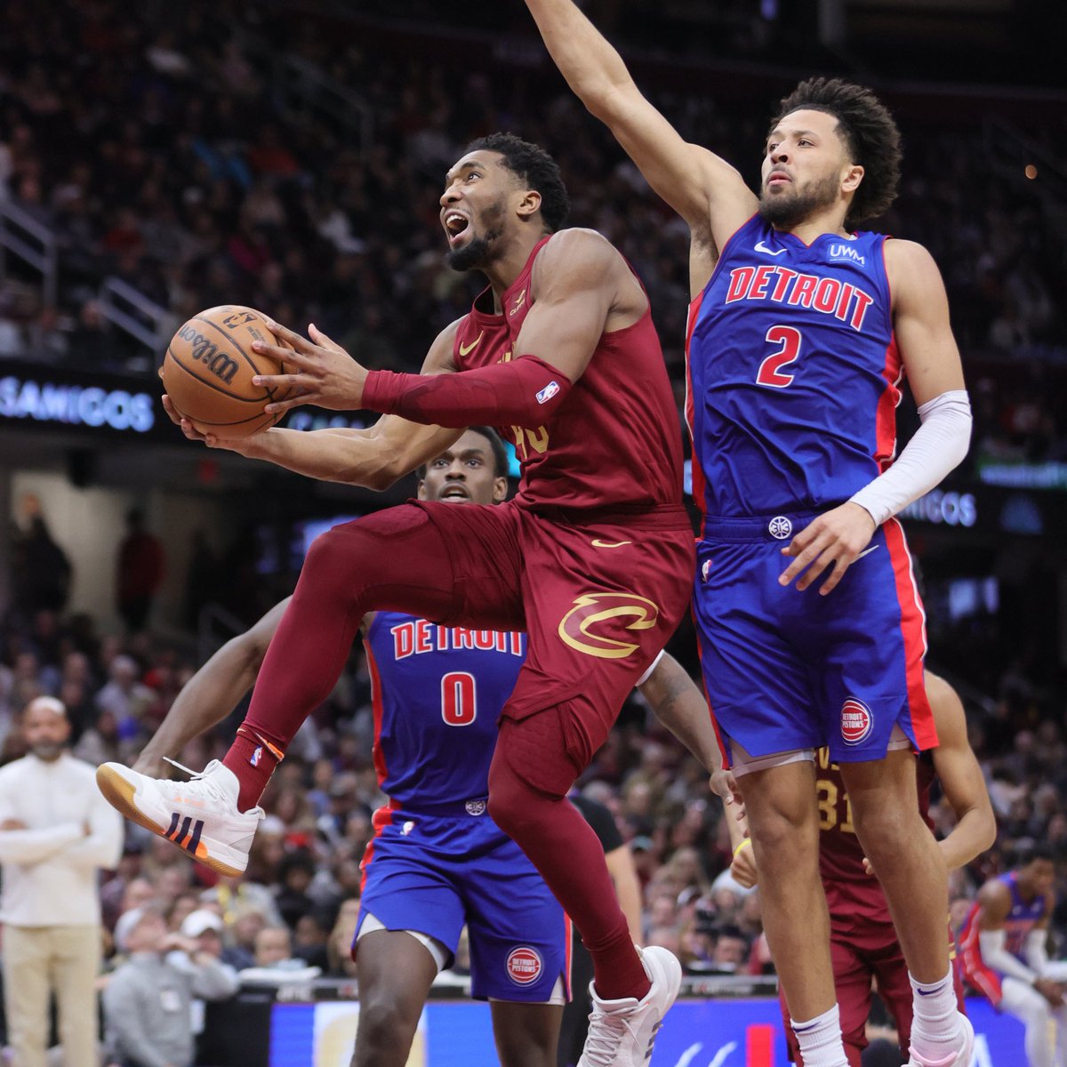 Hoop Central tweet media