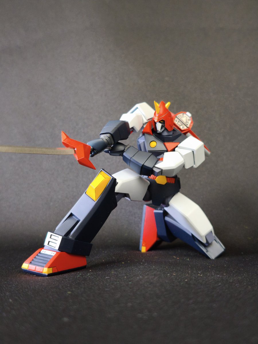 ikedatys1029's tweet photo. 原型製作　速水仁司様（@HayamiHitoshi ）
超電磁マシーンボルテスV完成。青部分が濃くなりすぎましたが、速水先生の原型なのでどうやってもカッコよくなります。躍動感バツグン。トリプルコンパチ。最高デス。8月2日パンダーフェスティバル４に持っていきます。
＃パンダーフェスティバル４ https://t.co/q8WFAO1UPF