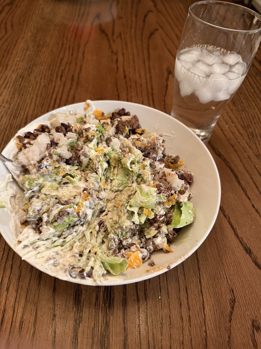 Dalecuck1's tweet photo. Little slop bowl to finish off the weekend #Expand https://t.co/OW2FnlrrQV