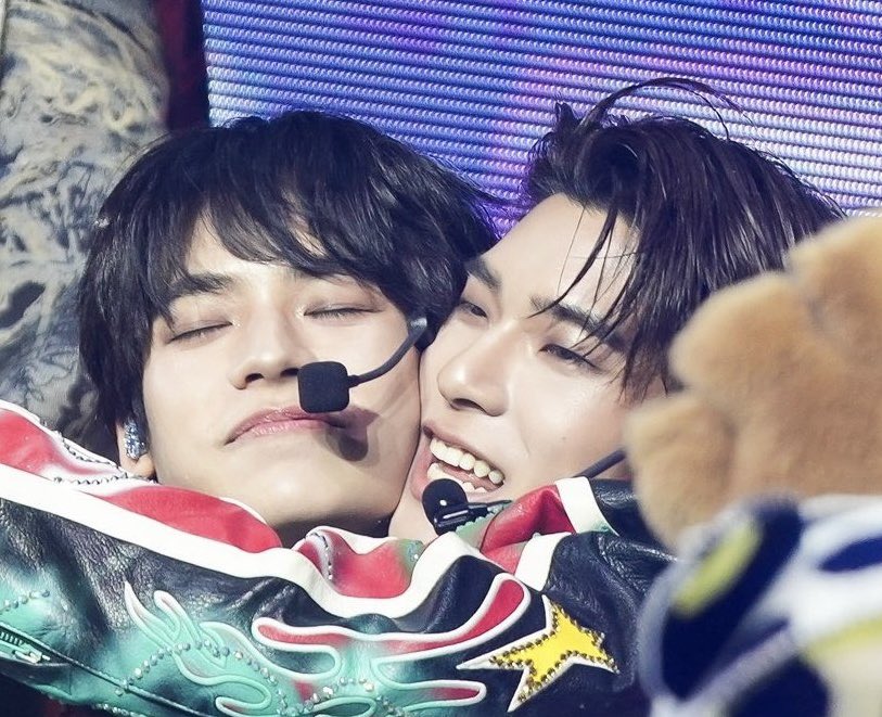 ⊹౨ 𝐴(𝑛𝑎) .ᐟ dwy ৎ ₊˚⊹ (@jihaeeloves_) / Posts / X