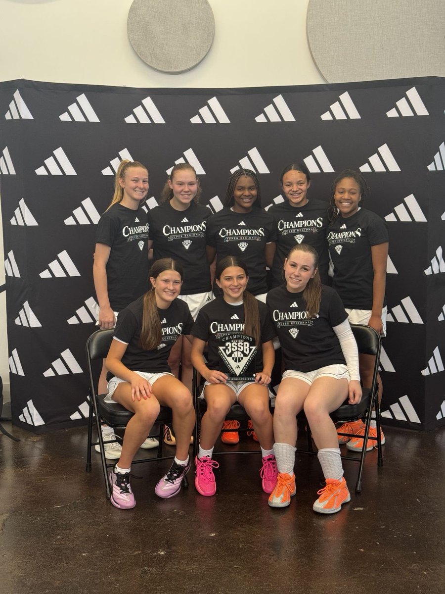 ladyimpact_2030's tweet photo. 5-0 @Jr3SSB Super Regional Champs! 🏅 
///SET TONE///
@TennImpact https://t.co/ZKFDRS5NXi