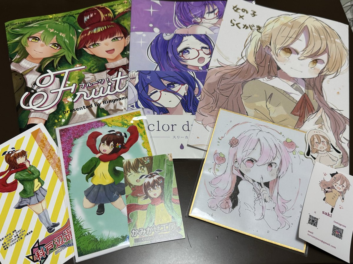 漫画 ペーパー 色紙 しおり ポストカード 小説 kakl_kamikaze さんのブースにてポストカードを、@xxxxxsaki さんの