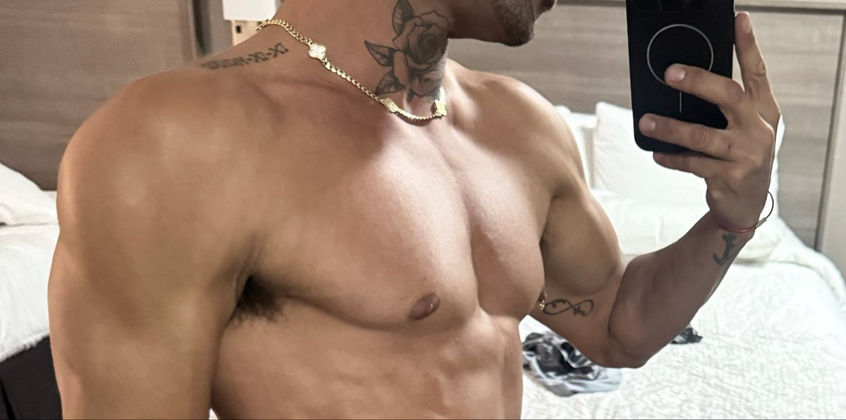 CHRIST fit 💪🏻 tweet media