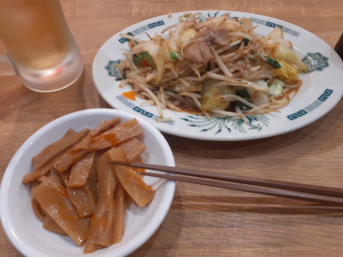 39T1218's tweet photo. GWなので昼呑み
#日高屋 https://t.co/dZGaRP3F9B