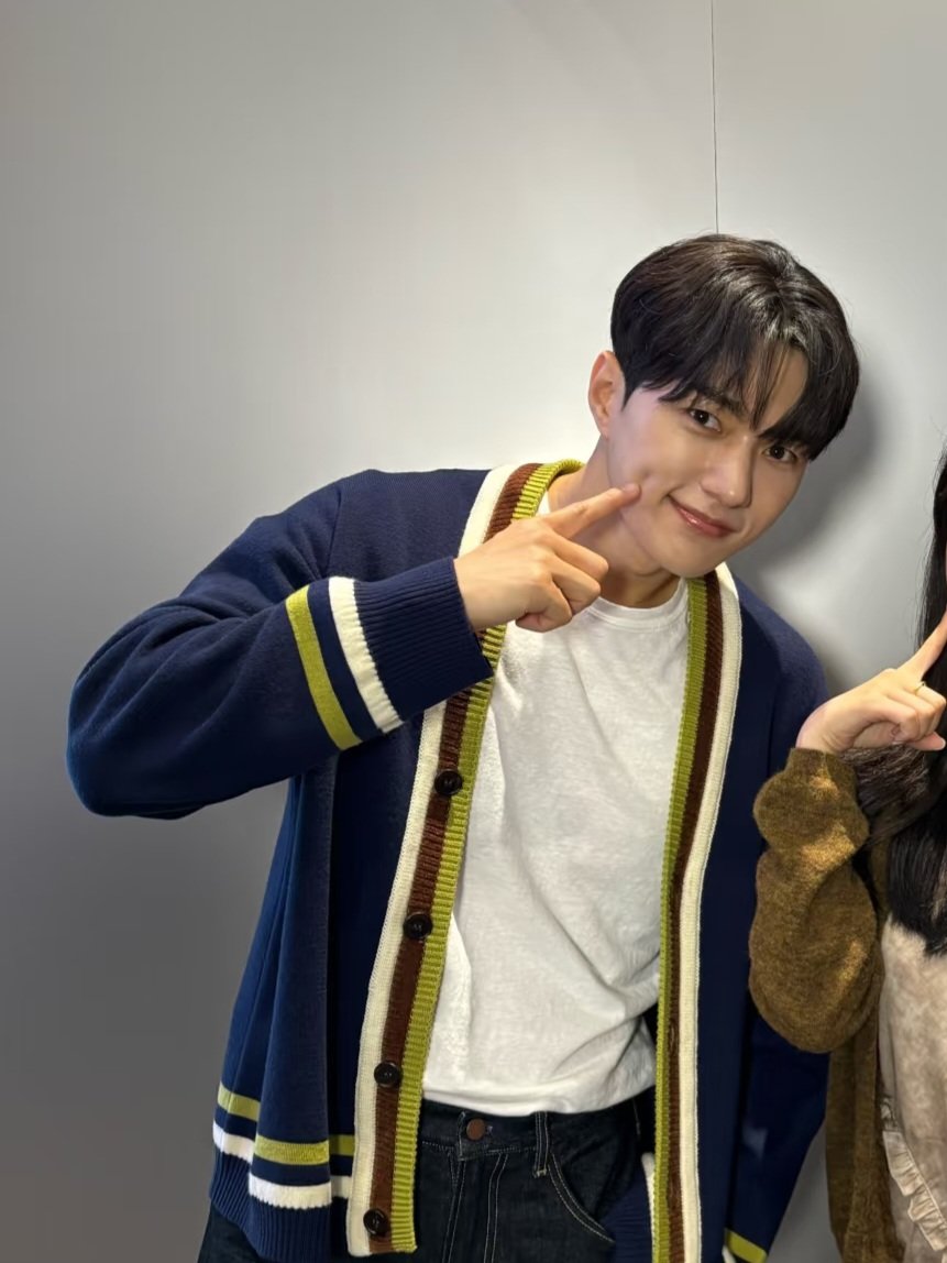 수주 tweet media
