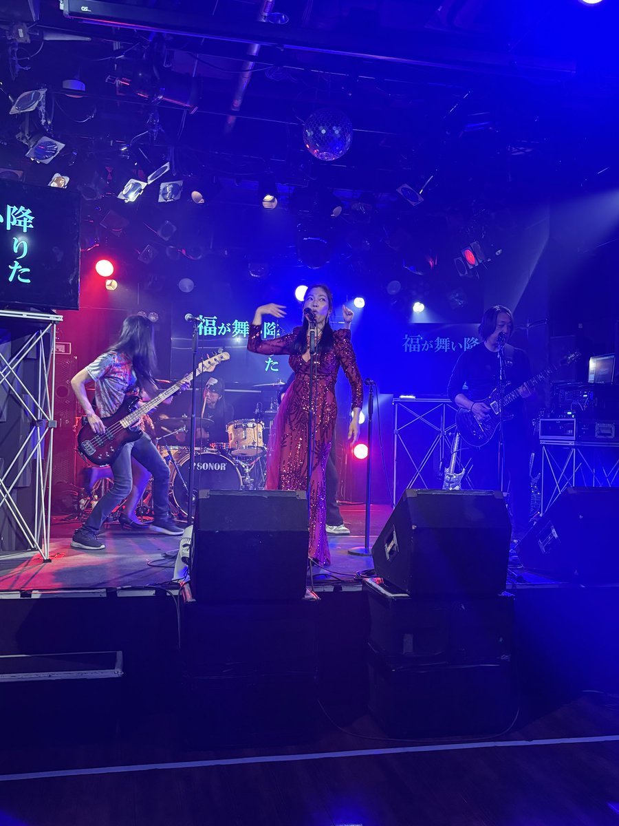 SHOWONESFEELIN1's tweet photo. SHOW ONE'S FEELINGS
ライブより…。
#SHOWONESFEELINGS https://t.co/Z0kPack6SN