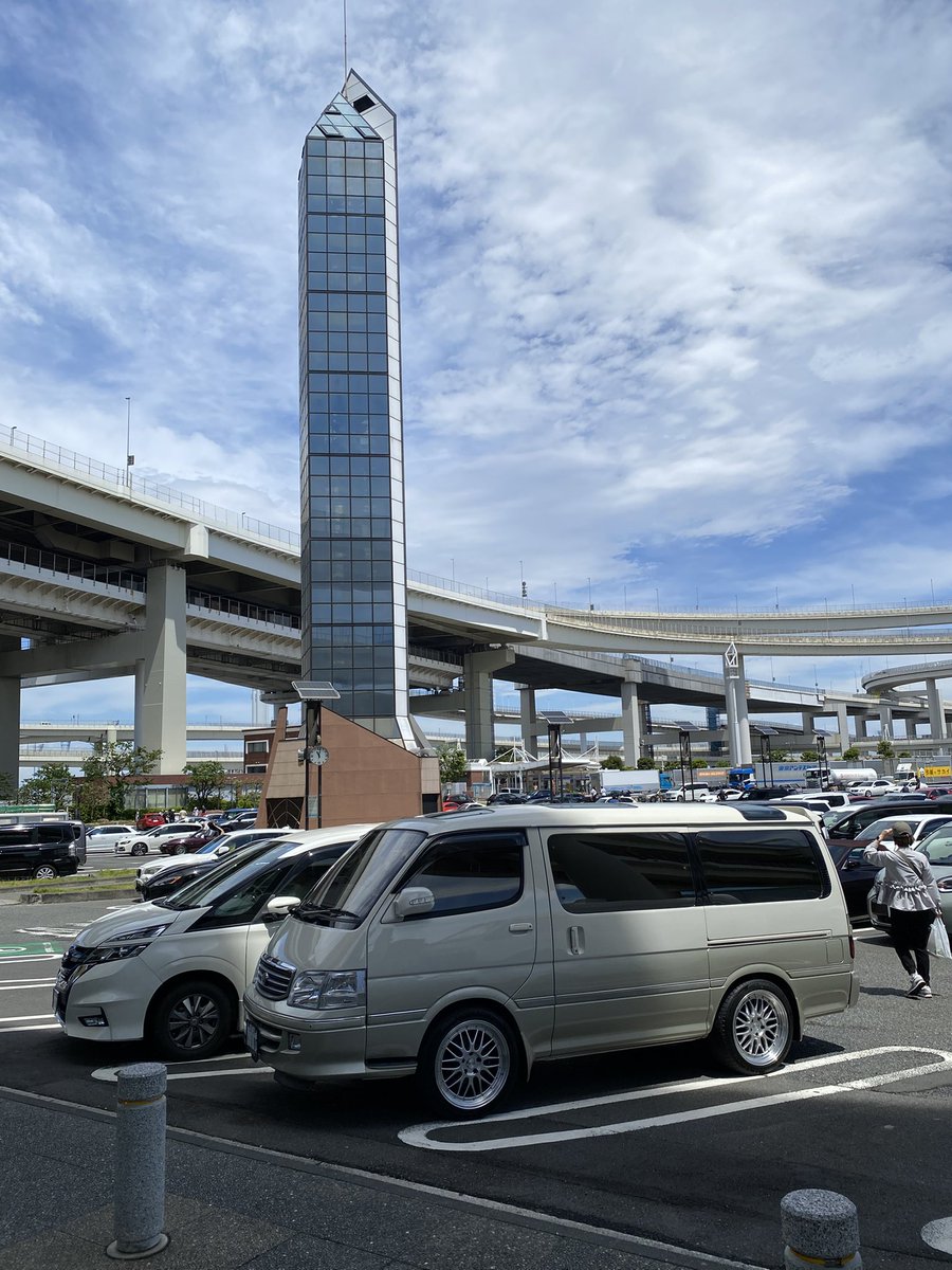 カムバック tweet media