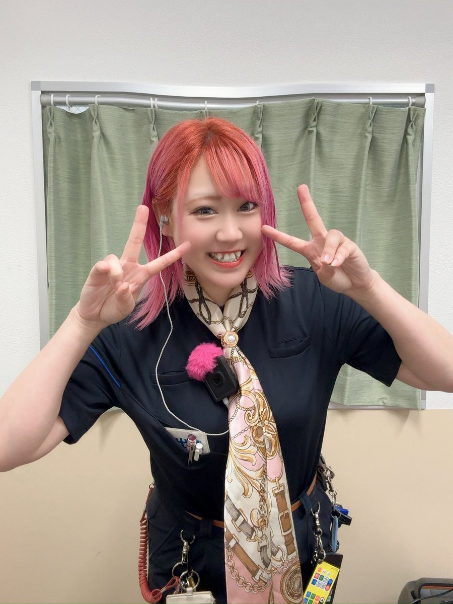 看板娘 マコ💙@メガシティ前橋インター tweet media