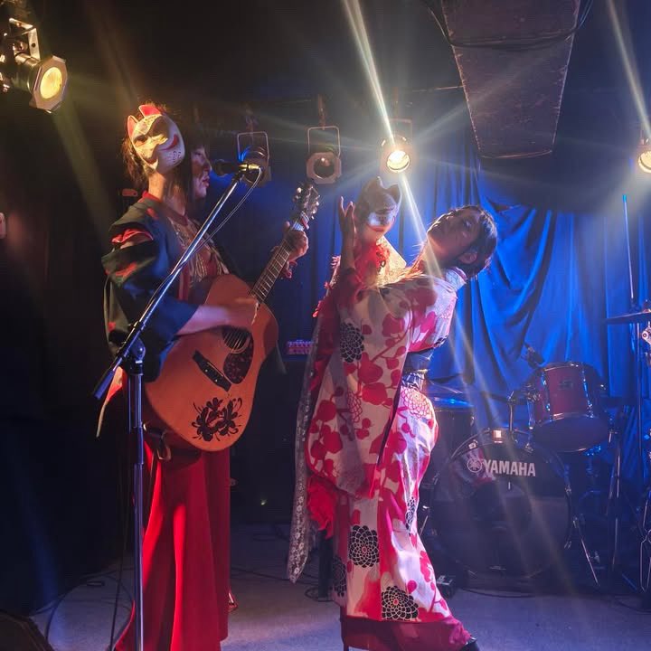 天麻音 ひぃ☆~歌って舞って脱ぐ神女~ tweet media