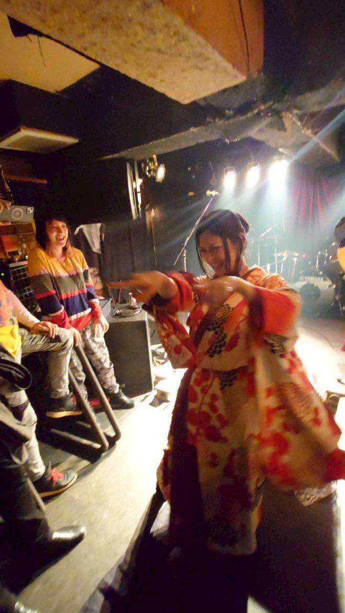 天麻音 ひぃ☆~歌って舞って脱ぐ神女~ tweet media