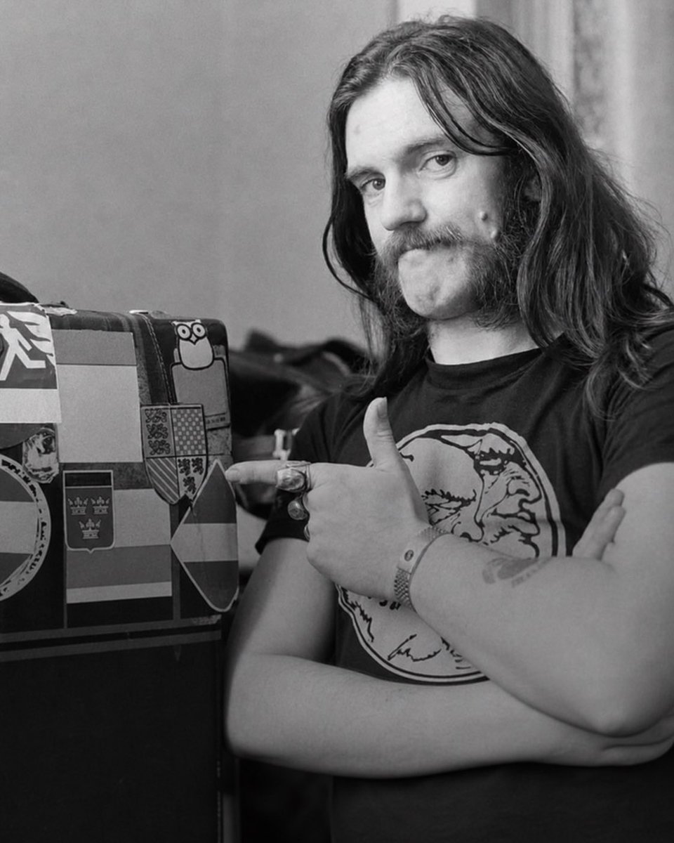 ScullyDamien's tweet photo. #MotรถrheadMonday
#Lemmy #TheOldPirate #Chief #RNFR
๐ค๐ฅโ ๏ธ๐ https://t.co/lpegIdDeh1