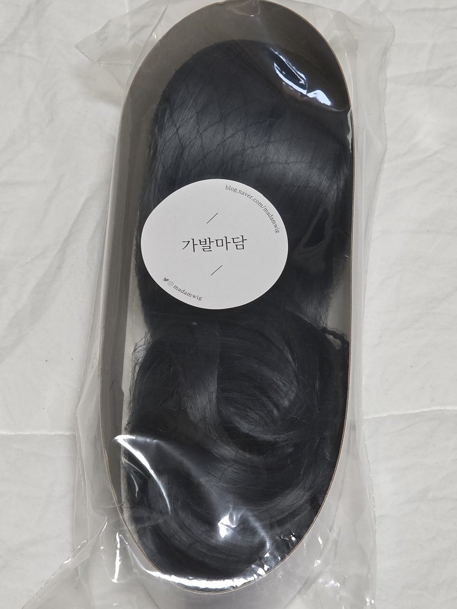 CosmicBlue_B's tweet photo. #트인덕장터 
가발마담 프레야 스모키 틸(8-9인치) 판매합니다. 23년 3월 주문분이며, 보유하고 있다는 것��차 망각했던 (ㅠㅠ) 미개봉 미사용입니다. 형광등 아래에서 찍은 폰카라 푸르스름한 청록빛이 안 잡혀 샵의 컬러칩을 첨부합니다. 2만 5천원+우체국배송비 4천원입니다. (이어서) https://t.co/PJvAQa0i8h