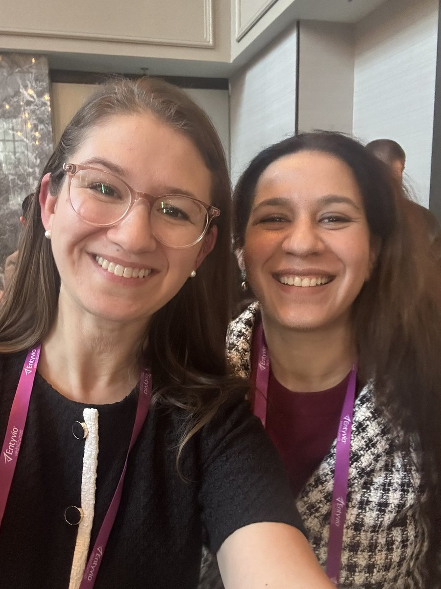 LiverFellow's tweet image. What an incredible evening at the #DDW2026 LFN Reception 🤝✨

So much energy in the room 🌟
trainees and mentors connecting, sharing ideas, and building community

🎉 More to come on Tuesday, May 5 🎉

#LiverFellowNetwork @AASLDtweets #Hepatology #GI