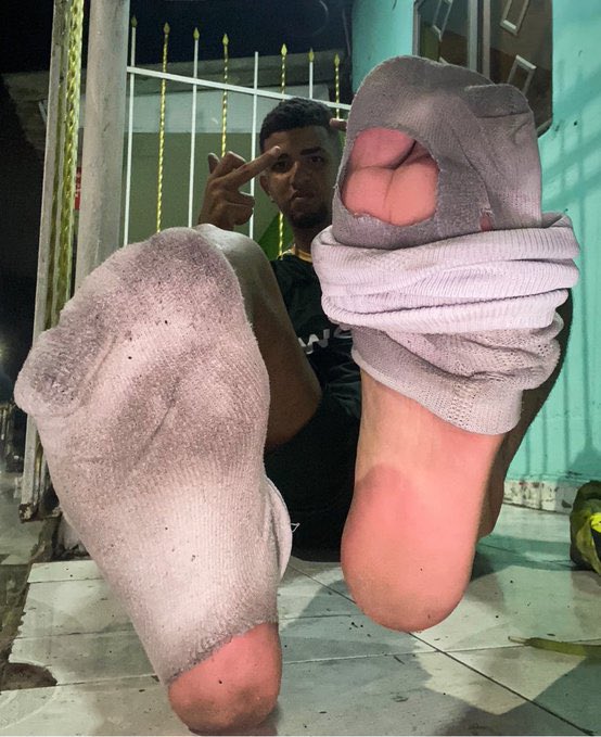 Foot Hubb tweet media