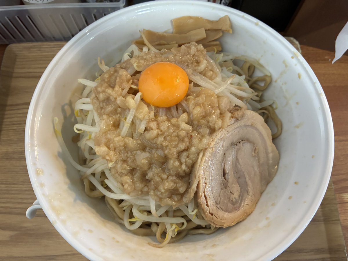 はす tweet media