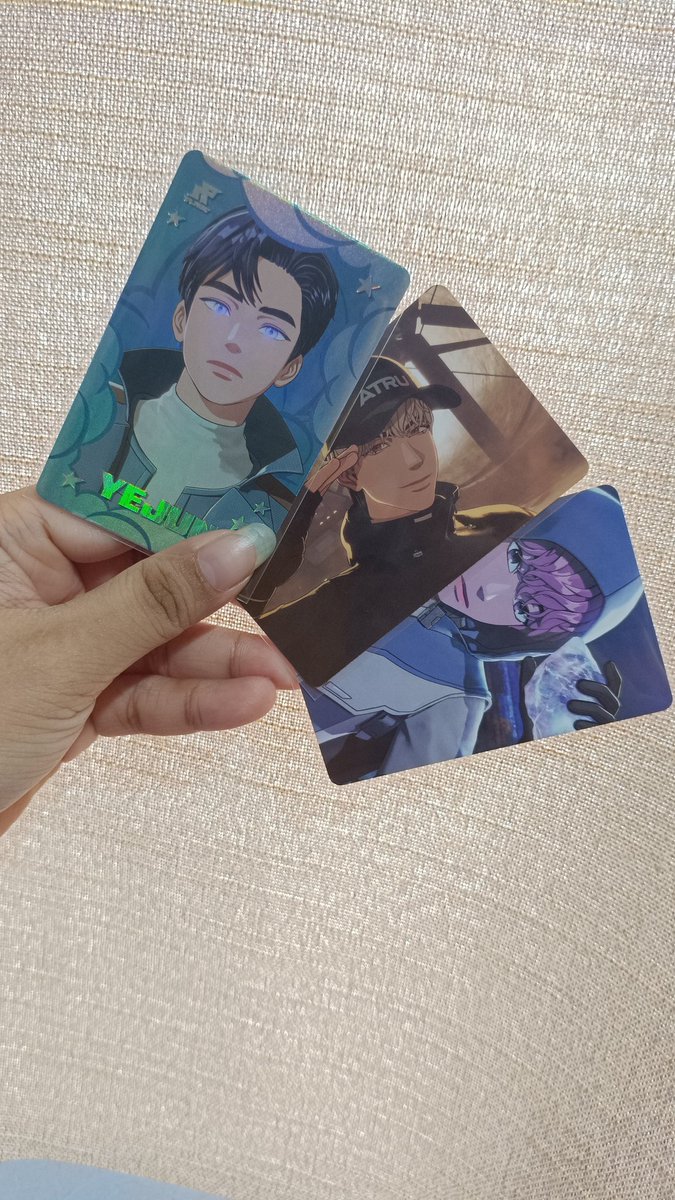 raecchi's tweet photo. The unexpected turn of events Yesterday 😆💙❤️

Won the Photobook Version yesterday at the raffle 🤩✨

Thank you @plave4plli for this!
To think that Puppiez will also come home in this Album pull 😆 (Yejun Starshard and Eunho Conpho B and Eunho Bookmark) along with Danlaz 💙❤️ https://t.co/nQ6gi3e1fJ
