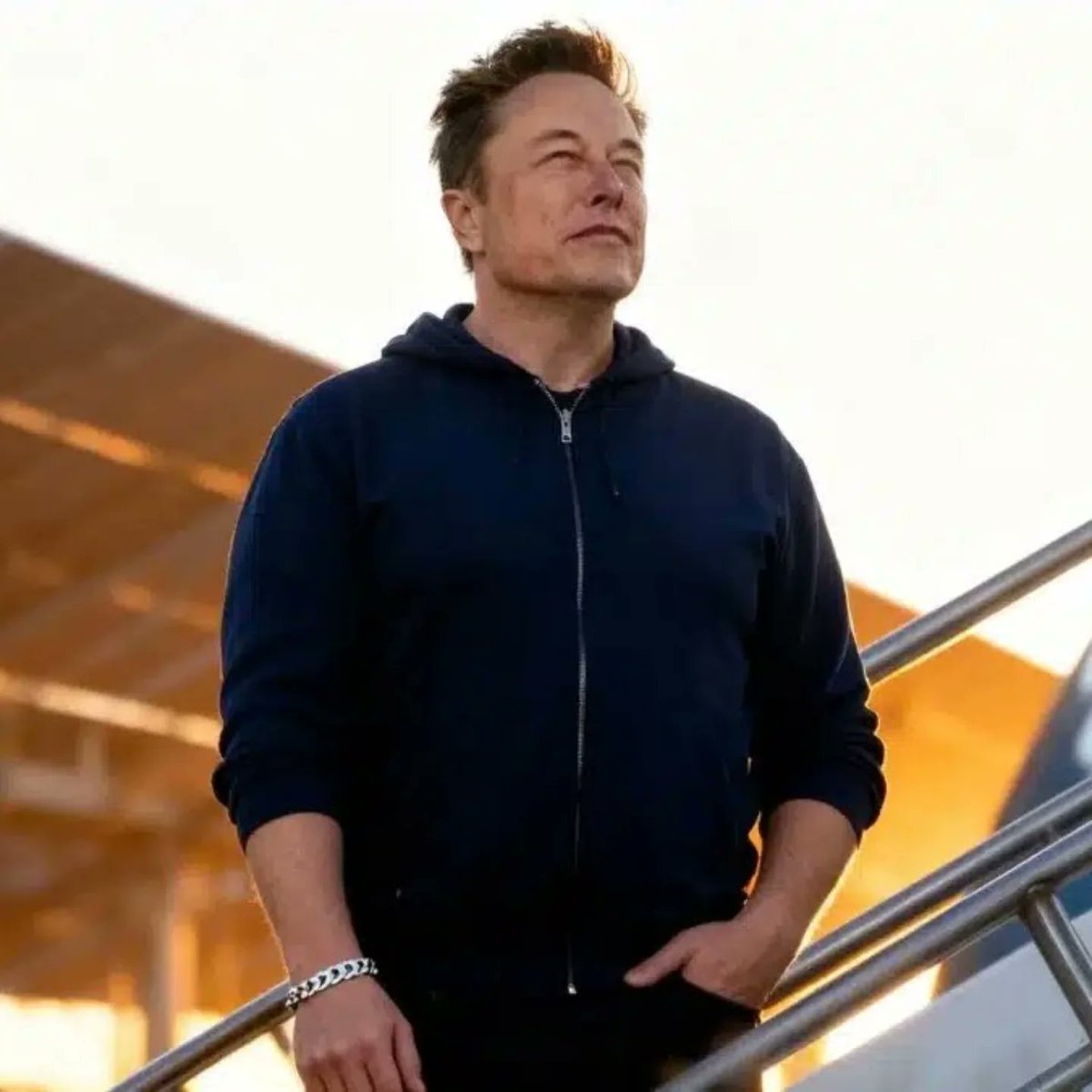 ElonScenario✨ tweet media