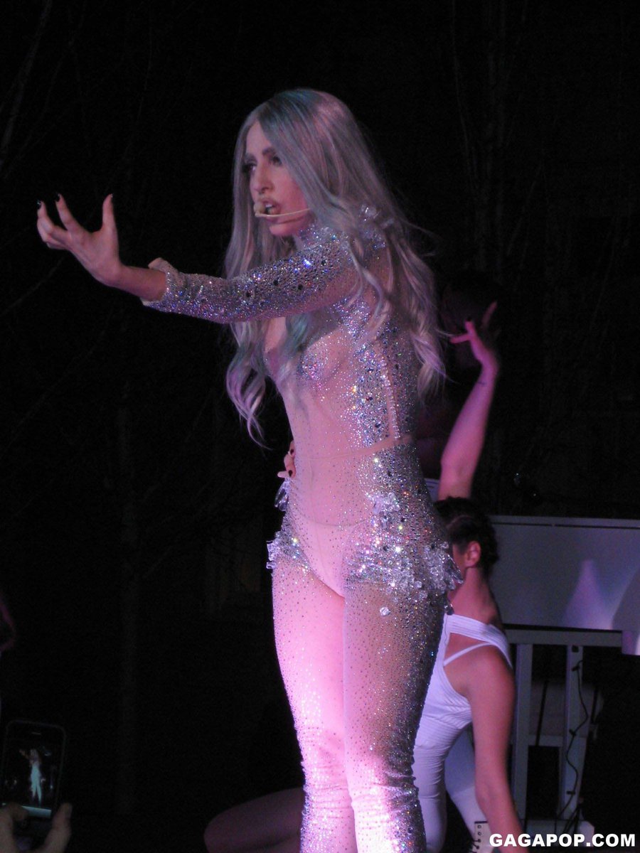 sufferseason's tweet photo. is it controversial to say that these are her only met gala outfits that i like https://t.co/1Q8kCQnSBi