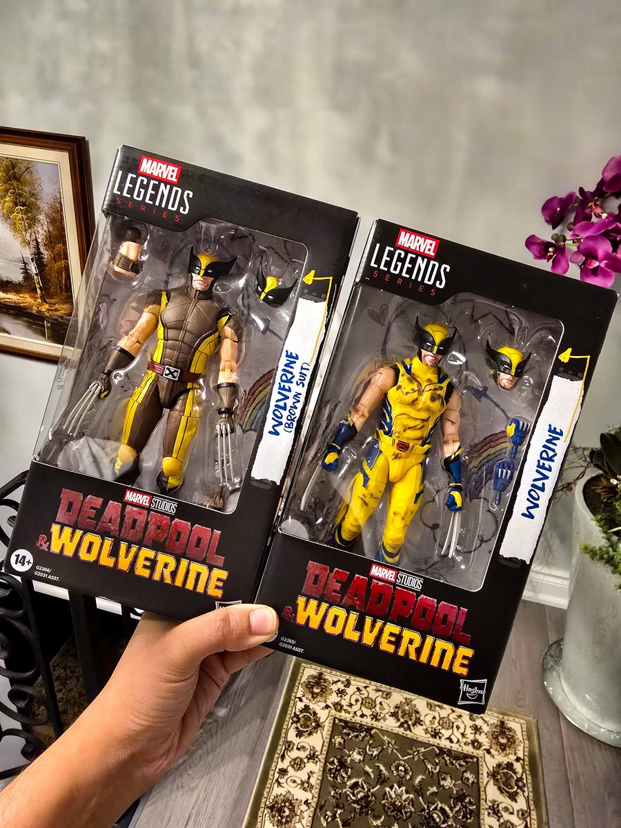 EmpressCarri's tweet image. Feel like I waited an eternity for Battle Damage Wolvie! Brown &amp;amp; Tan still takes the win. He is a sublime figure. Something about him screams perfection. Don't even hesitate to buy him! #DeadpoolAndWolverine #Wolverine #Logan #MarvelLegends #ActionFigures
