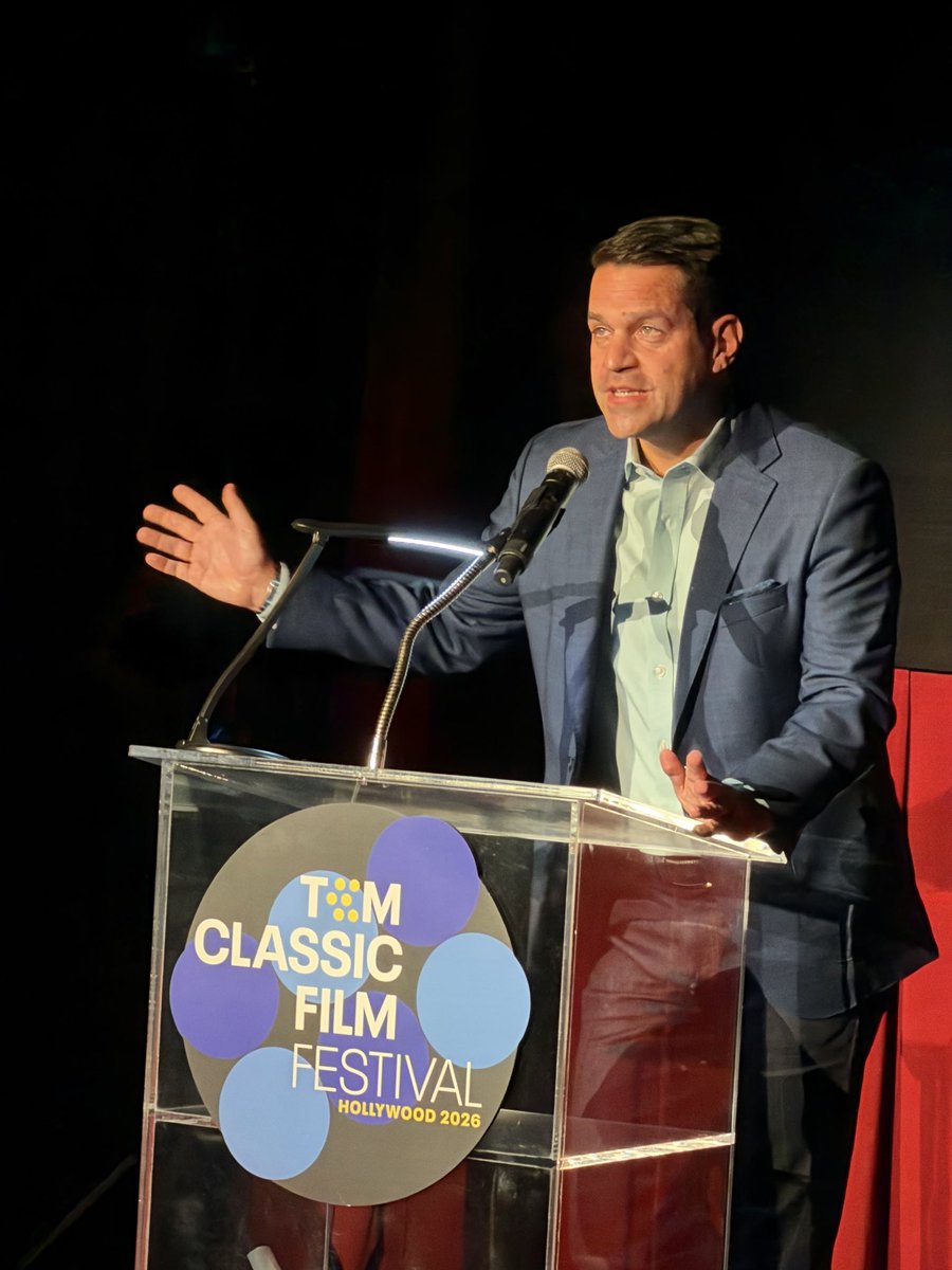 LoraStocker's tweet photo. Closed out day three at #TCMFF 2026 with a new-to-me film starring two favorite stars - Jean Arthur and Charles Coburn - THE DEVIL AND MISS JONES (1941) with a fun intro by @davekarger. https://t.co/jg07waEiLZ