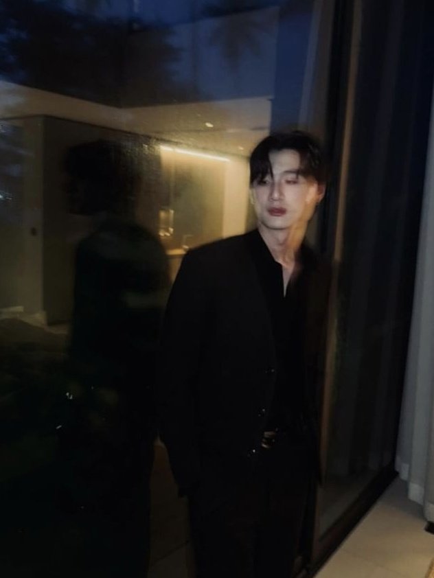 soulsoes's tweet photo. #dewtee onetweet ABO au 🔞
( older!tee younger!dew) 

Elio merupakan seorang alpha yang berbeda dari alpha lainnya; ia tidak tertarik pada omega dan justru ia ingin merasakan menjadi omega.
Sementara itu, Argy— seorang beta biasa, mampu mewujudkan keinginan tersebut. https://t.co/qRpKqa9MuP
